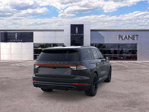 New 2026 Lincoln Aviator Reserve AWD/4WD image 8