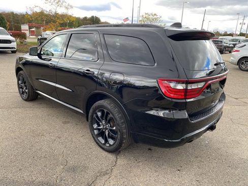 Used 2023 Dodge Durango GT image 9