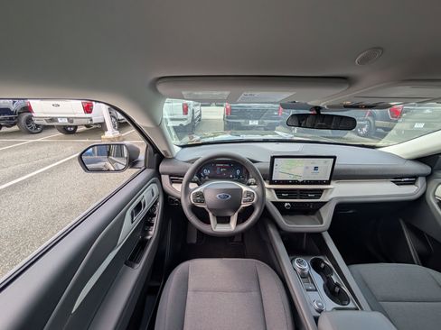 New 2026 Ford Explorer Active image 14