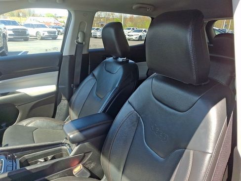 Used 2022 Jeep Compass Limited AWD/4WD image 14