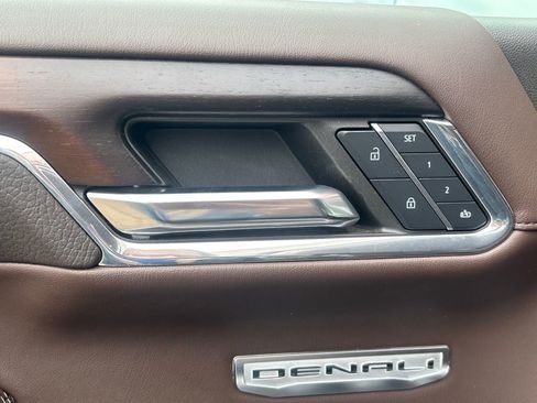 Used 2024 GMC Sierra 1500 Denali w/ Denali Reserve Package image 7