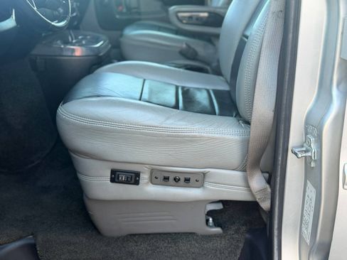 Used 2013 GMC Savana 1500 RWD image 5