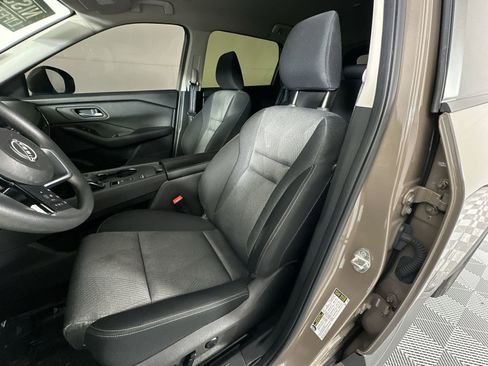 Certified 2024 Nissan Rogue SV image 11