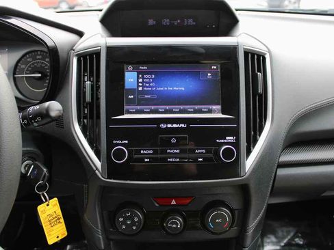 Used 2019 Subaru Impreza 2.0i w/ Eyesight image 12