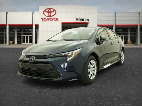 New 2026 Toyota Corolla LE FWD image 8