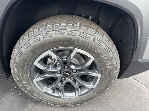 New 2026 Chevrolet Equinox ACTIV image 6