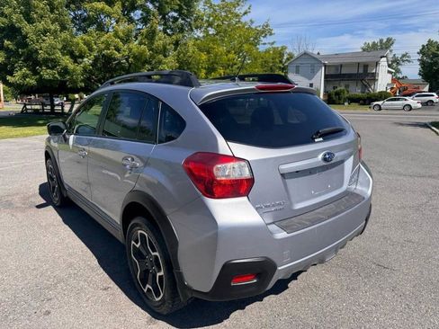 Used 2015 Subaru Crosstrek 2.0i Premium w/ Moonroof Package AWD/4WD image 4