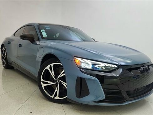 Used 2022 Audi e-tron GT Prestige w/ Prestige Package image 1