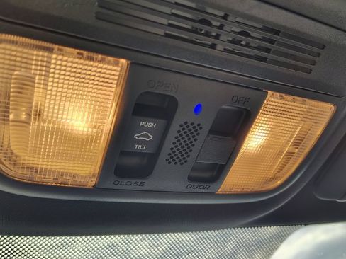 Used 2018 Honda Civic EX image 17