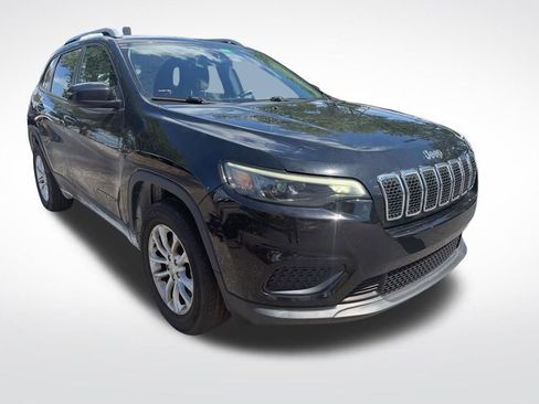 Used 2020 Jeep Cherokee Latitude AWD/4WD image 2