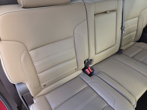 Used 2018 GMC Sierra 2500 Denali w/ Duramax Plus Package AWD/4WD image 22