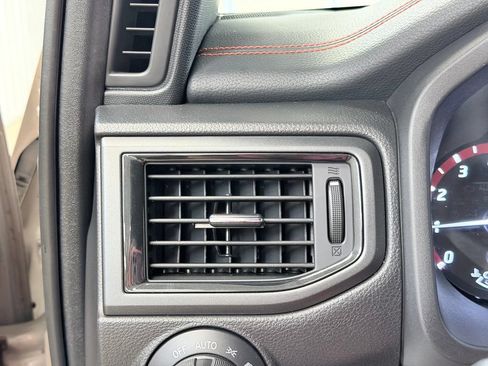 Used 2021 Nissan Titan PRO-4X AWD/4WD image 36