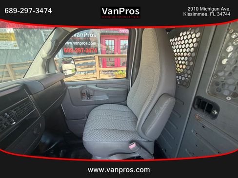 Used 2014 Chevrolet Express 2500 RWD image 11
