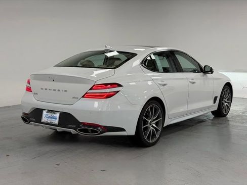 Used 2026 Genesis G70 2.5T Prestige image 4