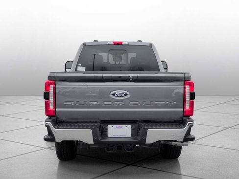 New 2026 Ford F250 Lariat w/ Lariat Ultimate Package image 4