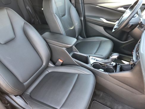 Used 2024 Buick Encore GX Sport Touring FWD image 11
