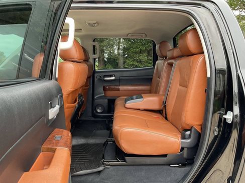 Used 2012 Toyota Tundra Limited w/ Platinum Pkg AWD/4WD image 14