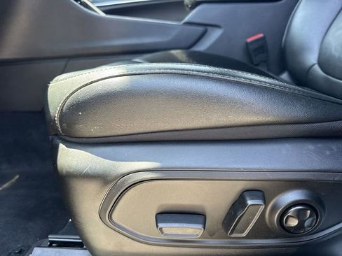 Used 2024 Jeep Grand Cherokee L Limited image 13