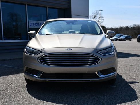 Used 2018 Ford Fusion SE w/ Equipment Group 602A image 10