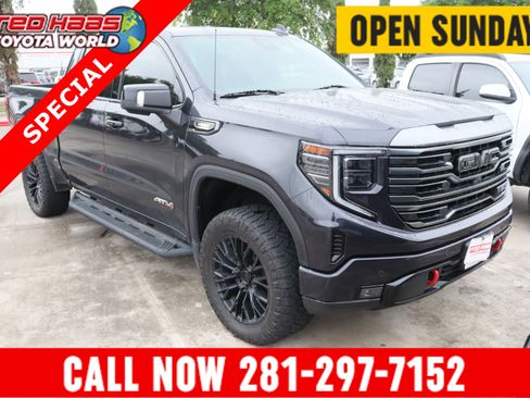 Used 2024 GMC Sierra 1500 AT4 w/ Technology Package AWD/4WD image 1