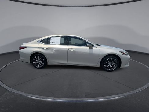 Used 2025 Lexus ES 350 w/ Premium Package FWD image 9