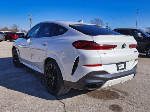 Used 2021 BMW X6 M50i w/ Executive Package image 27
