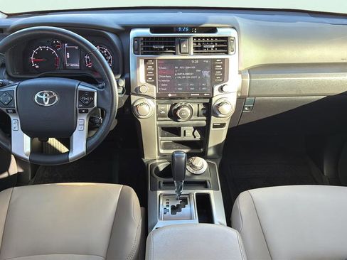 Used 2023 Toyota 4Runner SR5 Premium w/ Moonroof Package AWD/4WD image 19