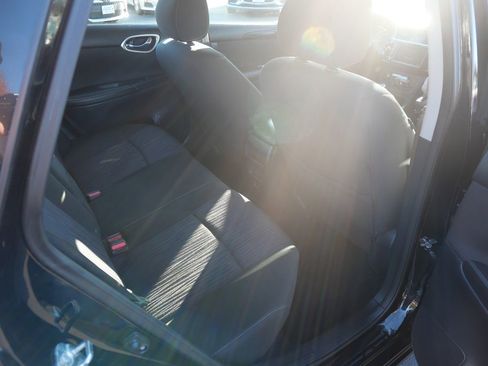 Used 2019 Nissan Sentra SV image 25