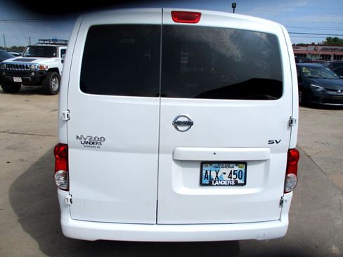 Used 2015 Nissan NV200 SV w/ Back Door Glass Package image 5