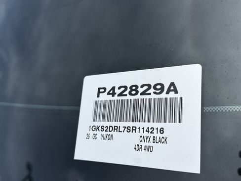 Used 2025 GMC Yukon Denali w/ Denali Reserve Package AWD/4WD image 43