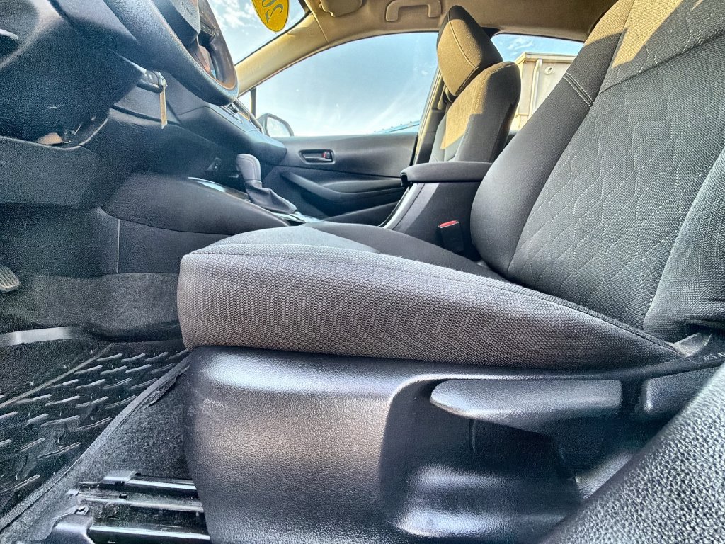Used 2023 Toyota Corolla LE FWD image 14