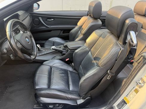 Used 2008 BMW M3 Convertible w/ Technology Pkg RWD image 14