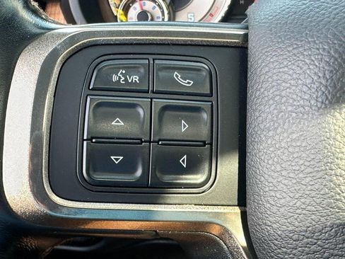 Used 2022 RAM 2500 Limited AWD/4WD image 19