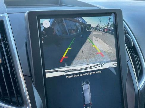 Used 2022 Ford Edge Titanium image 22