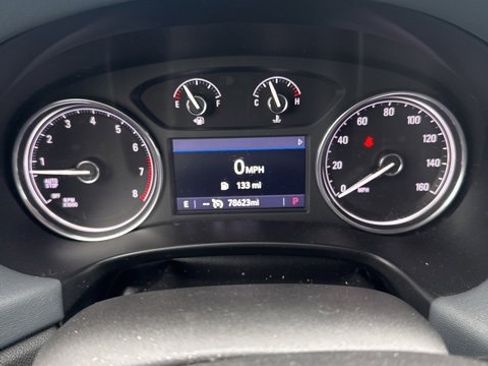 Used 2021 Buick Enclave Essence w/ Sport Touring Edition image 7