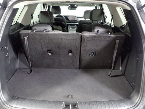 Used 2022 Hyundai Palisade SEL w/ Cargo Package FWD image 17