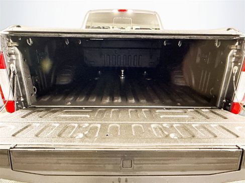 Used 2017 Ford F350 Lariat w/ Chrome Package image 18