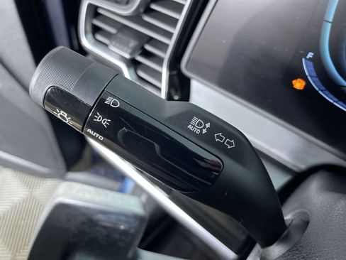 Used 2023 Kia Sportage EX image 29