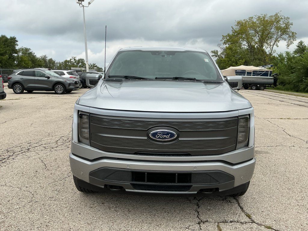 Used 2023 Ford F150 Lightning Lariat AWD/4WD image 8