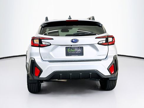 Used 2024 Subaru Crosstrek 2.0i Premium w/ Crosstrek Mirror Package image 7