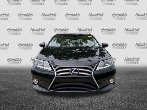 Used 2013 Lexus ES 300h w/ Luxury Pkg FWD image 3
