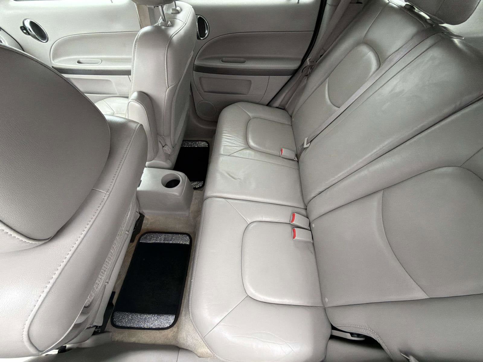 Used 2006 Chevrolet HHR LT w/ Preferred Equipment Group FWD image 4
