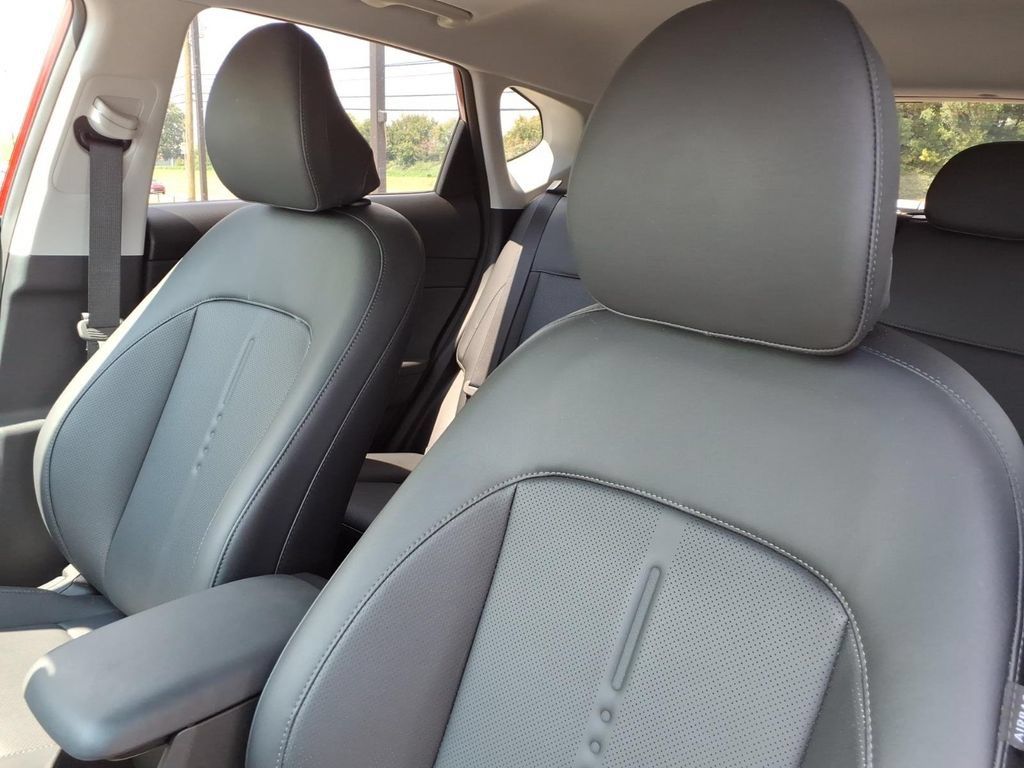 Certified 2026 Hyundai Kona Limited FWD image 15