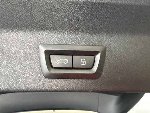 Certified 2024 BMW X3 sDrive30i w/ Convenience Package RWD image 33