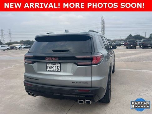 Used 2024 GMC Acadia Elevation w/ Black Edition image 5