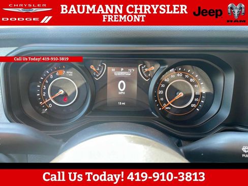Used 2024 Jeep Wrangler Sport image 17