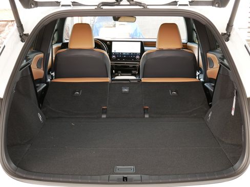 New 2026 Lexus RX 450h AWD image 19