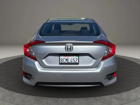 Used 2018 Honda Civic LX image 7