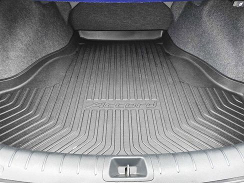 Used 2016 Honda Accord Touring image 31