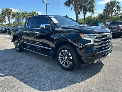 Used 2024 Chevrolet Silverado 1500 High Country AWD/4WD image 9